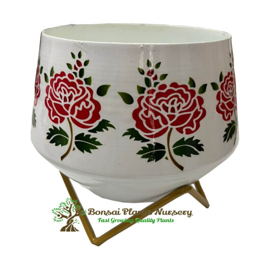 Stylish metal planter white